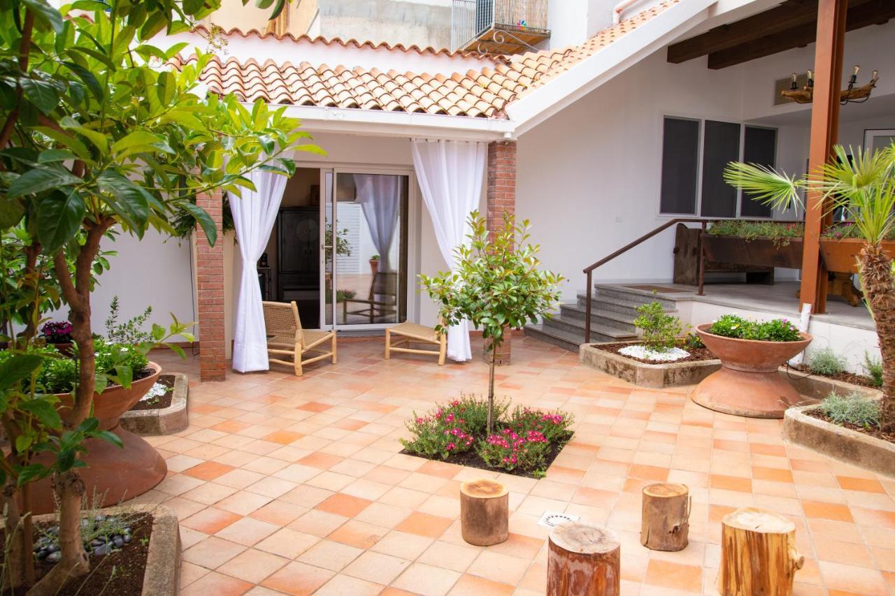 Amelia Apts & Rooms Alghero Exterior photo